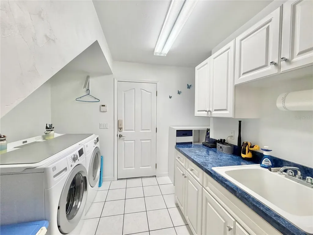 8416 SW 10th Road Gainesville FL 32607