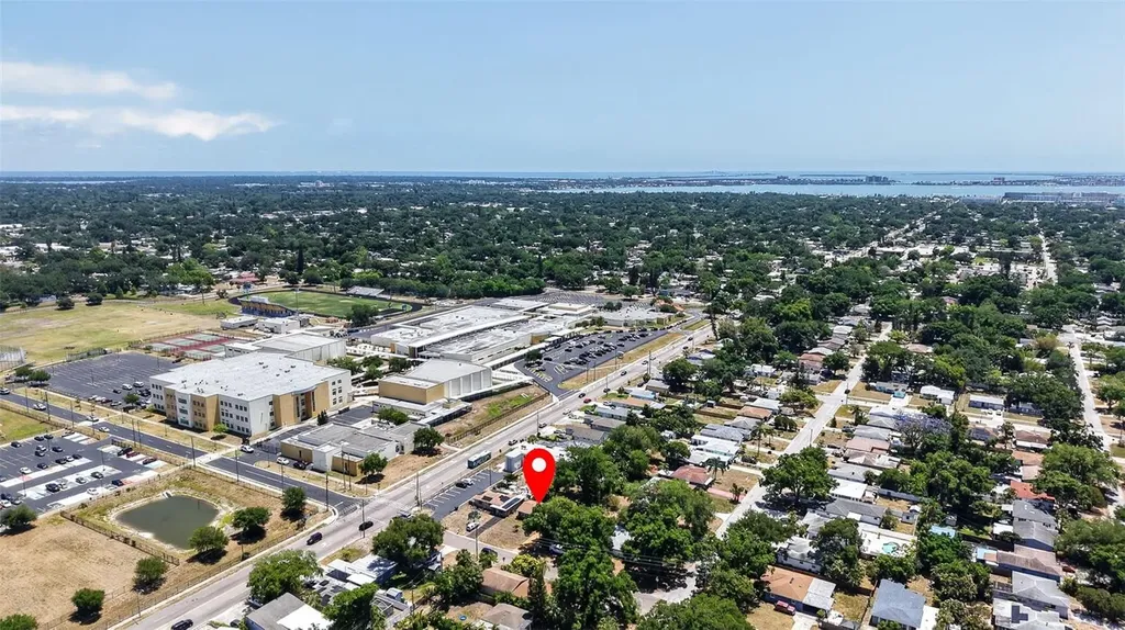 5810 7th Avenue S Gulfport FL 33707