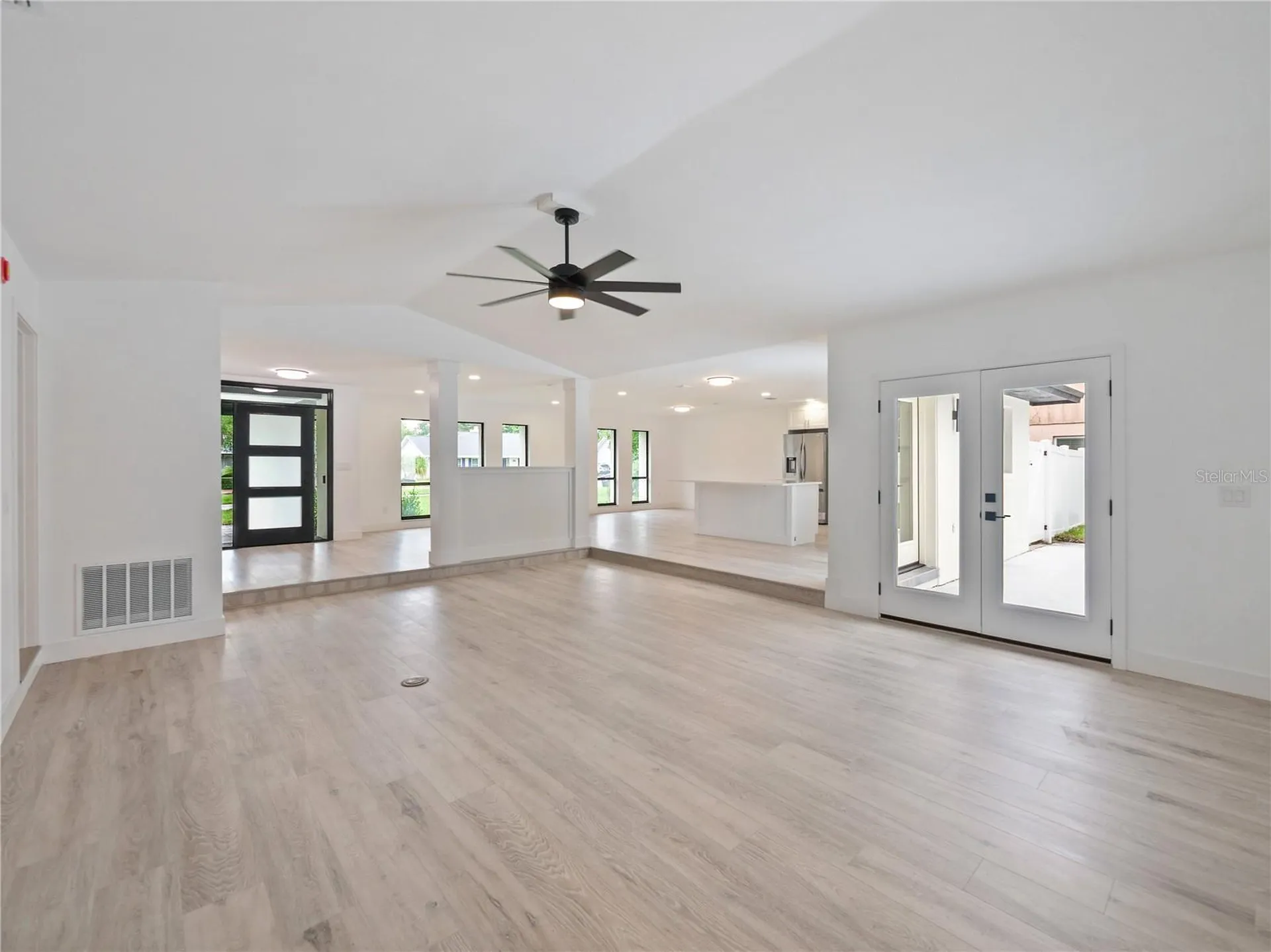 4904 Caspian Court Orlando FL 32819