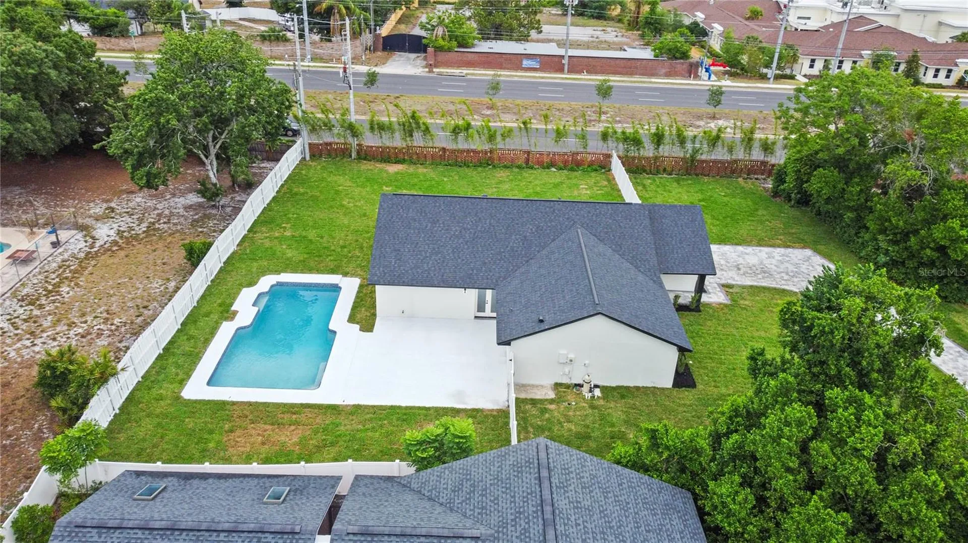 4904 Caspian Court Orlando FL 32819