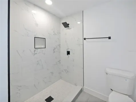 4904 Caspian Court Orlando FL 32819