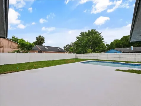 4904 Caspian Court Orlando FL 32819
