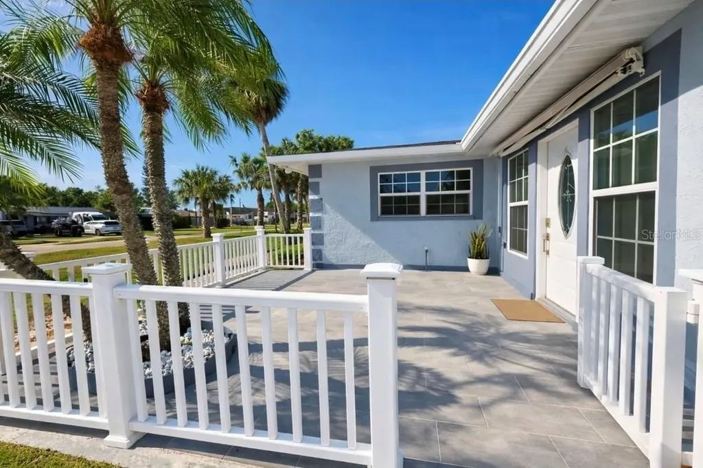 6316 Fairway Boulevard Apollo Beach FL 33572