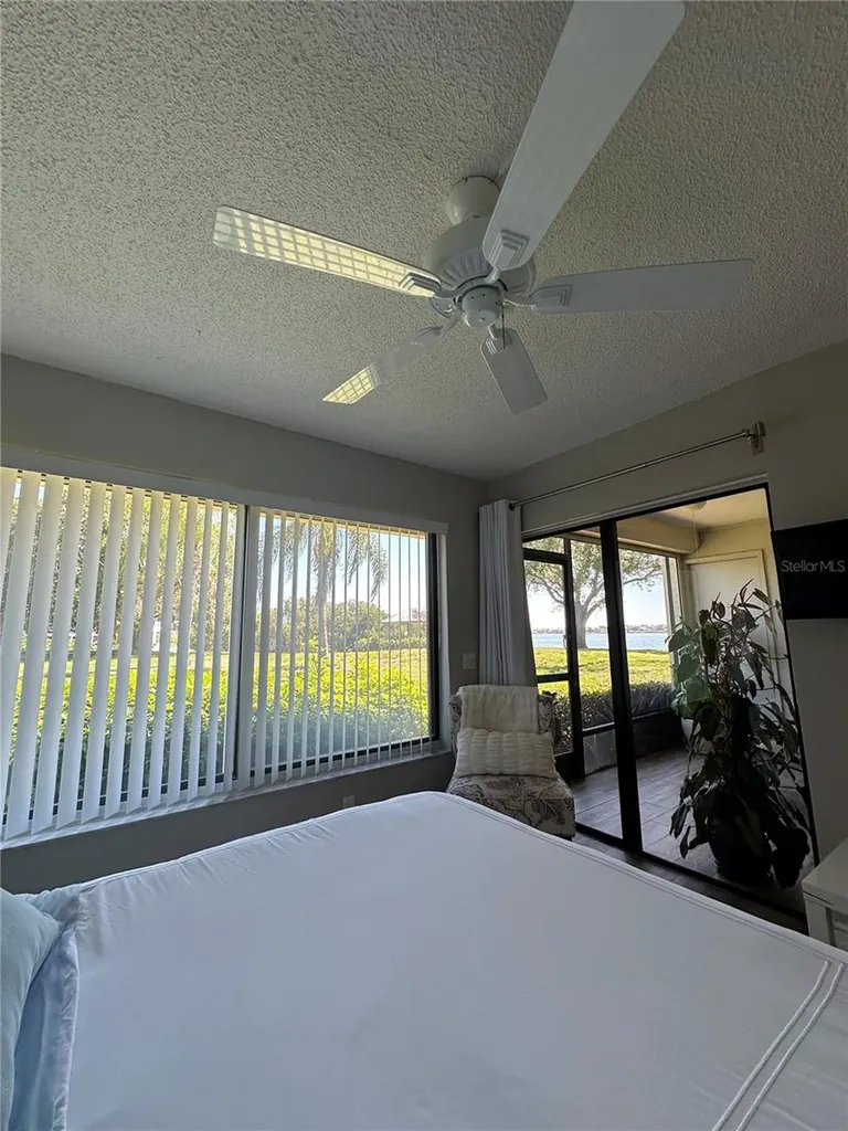 6104 Palma Del Mar Boulevard S St Petersburg FL 33715