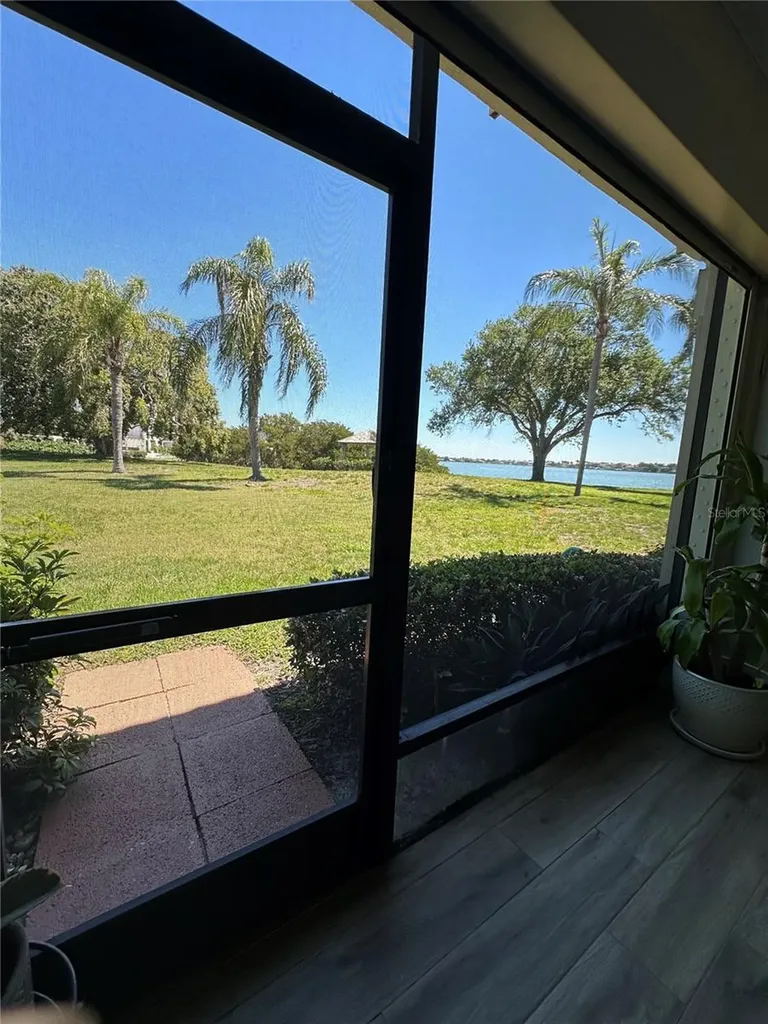 6104 Palma Del Mar Boulevard S St Petersburg FL 33715