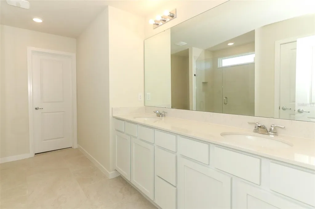 5345 Royal Point Avenue Kissimmee FL 34746