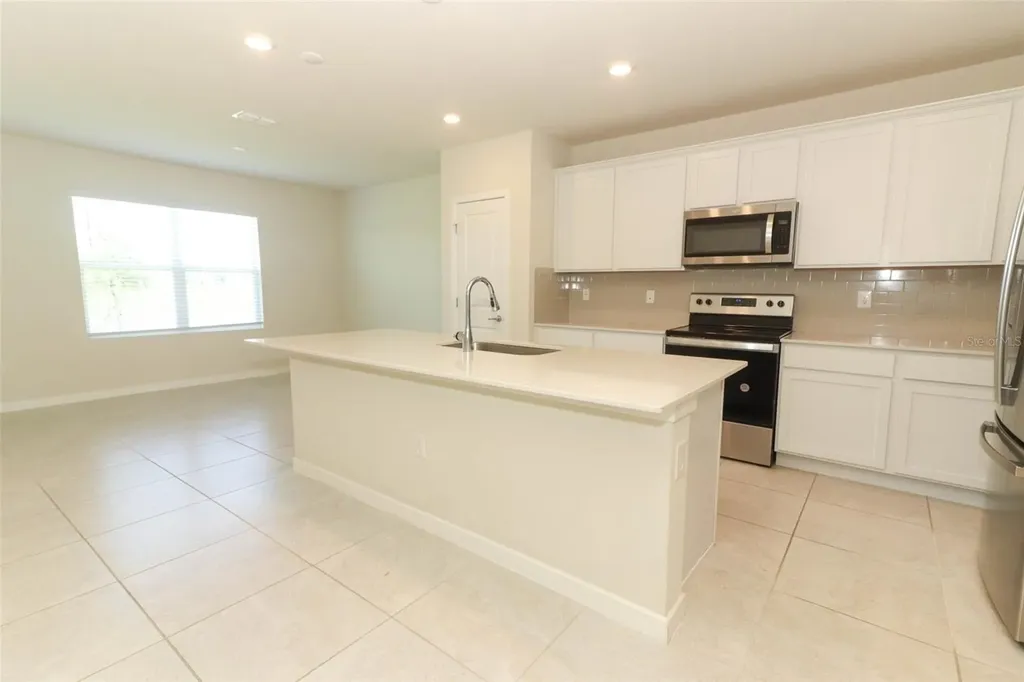 5345 Royal Point Avenue Kissimmee FL 34746