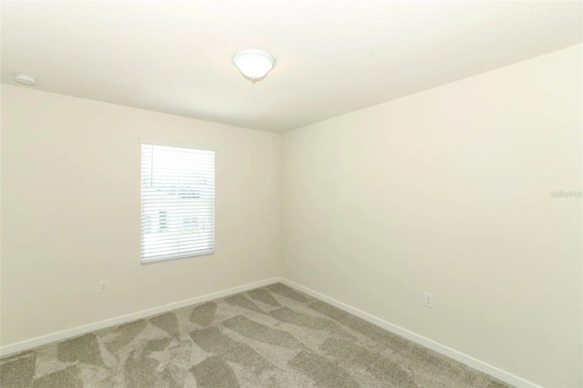 5345 Royal Point Avenue Kissimmee FL 34746