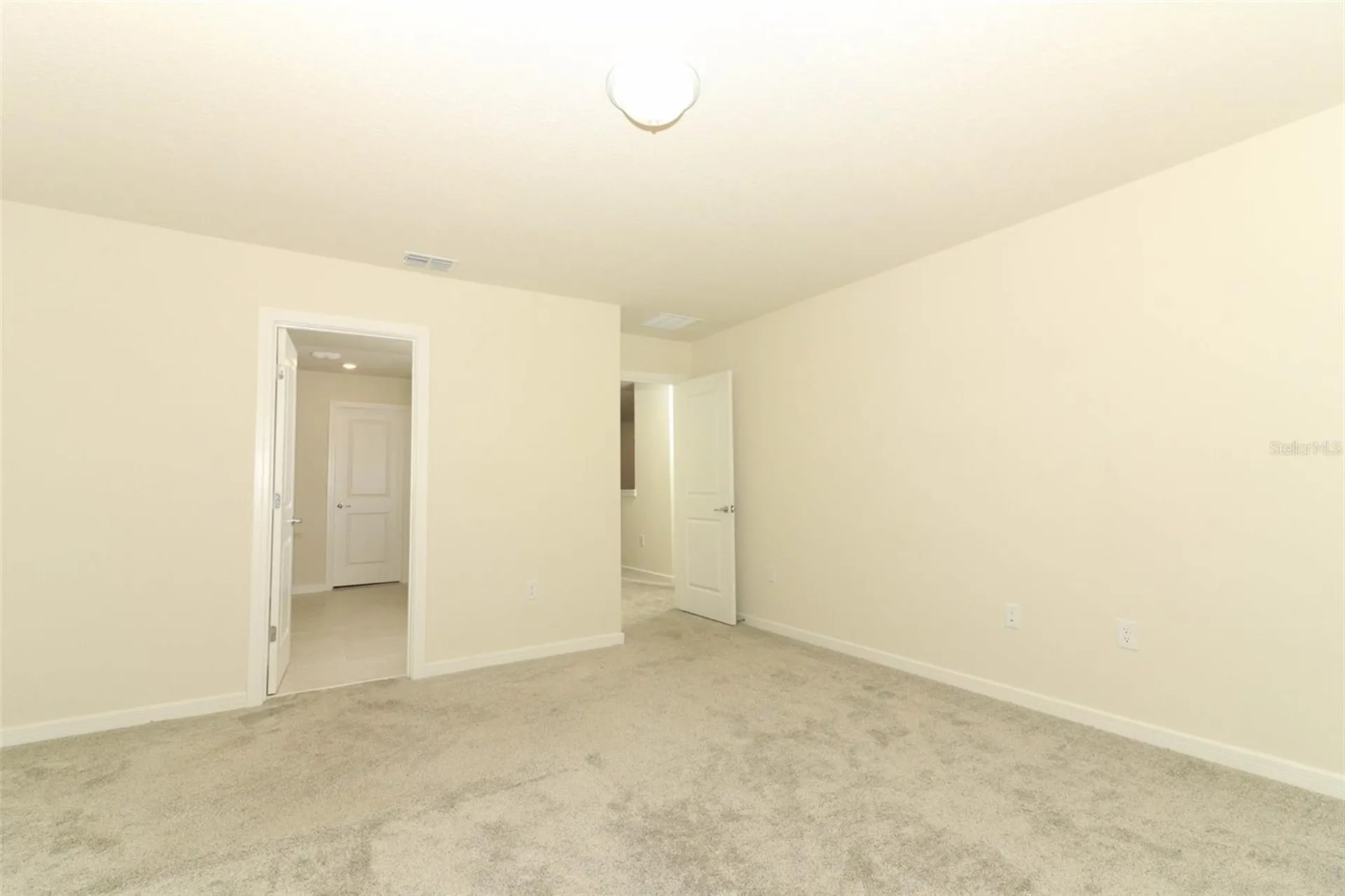 5345 Royal Point Avenue Kissimmee FL 34746