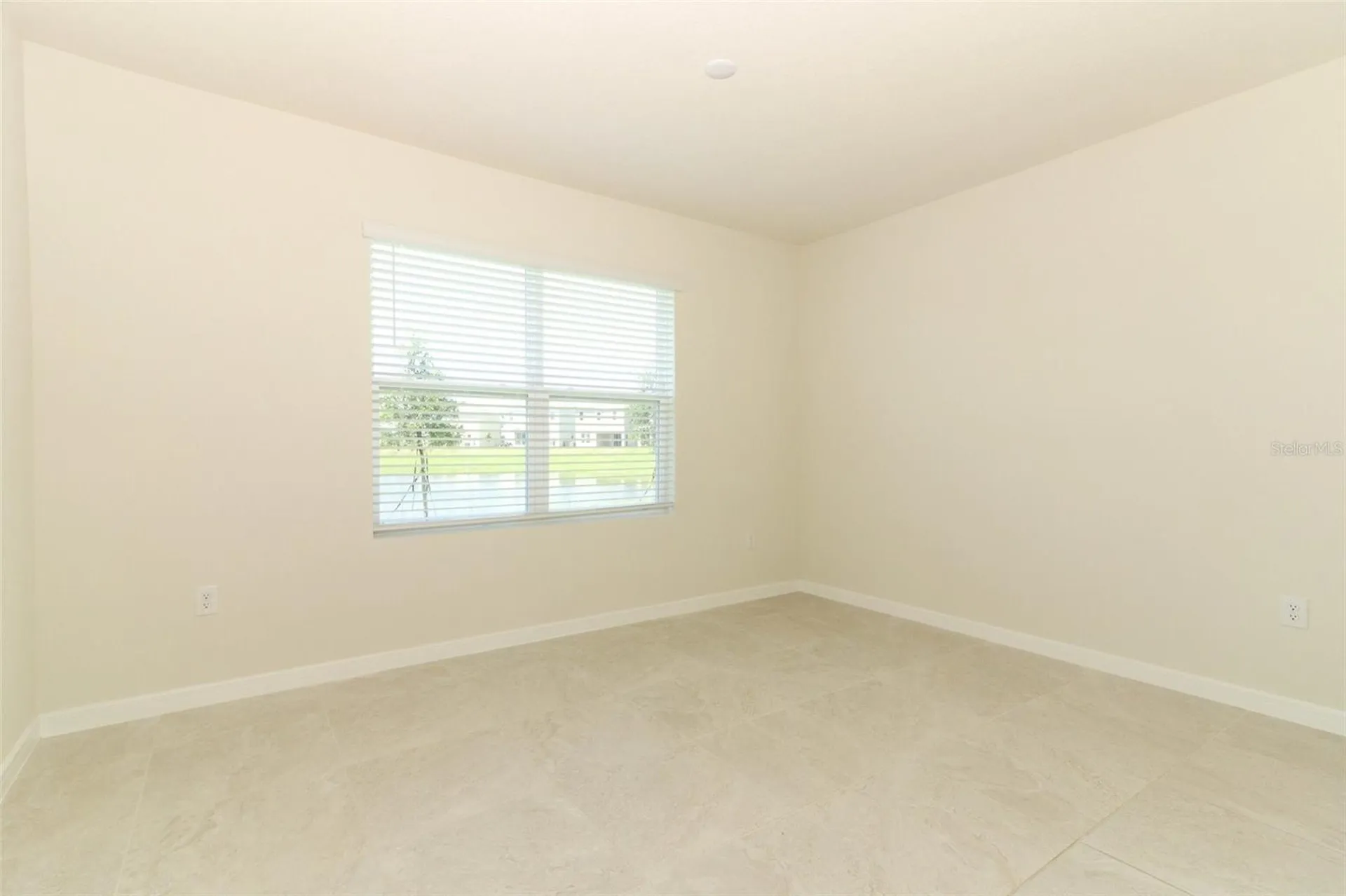 5345 Royal Point Avenue Kissimmee FL 34746