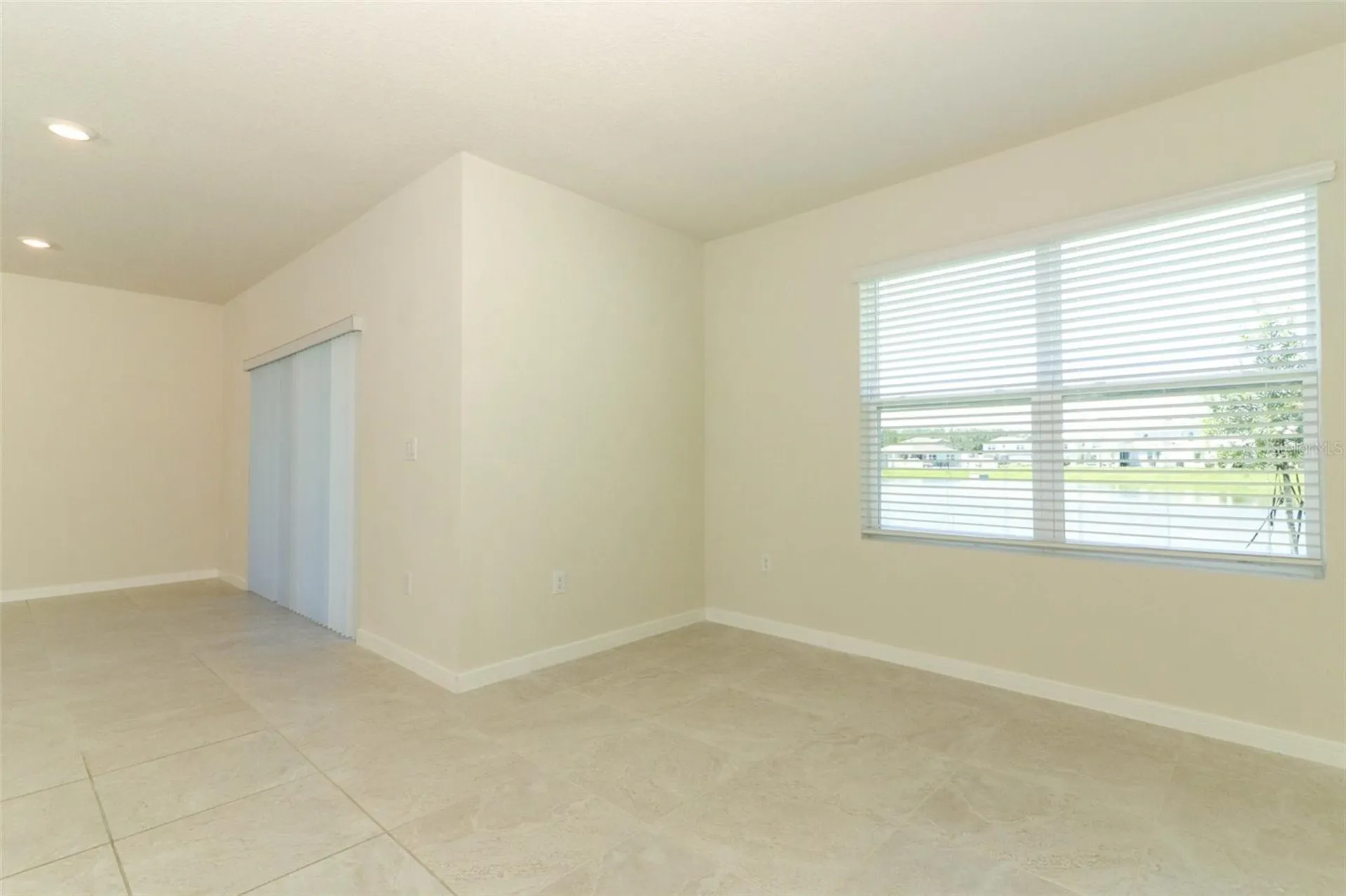 5345 Royal Point Avenue Kissimmee FL 34746