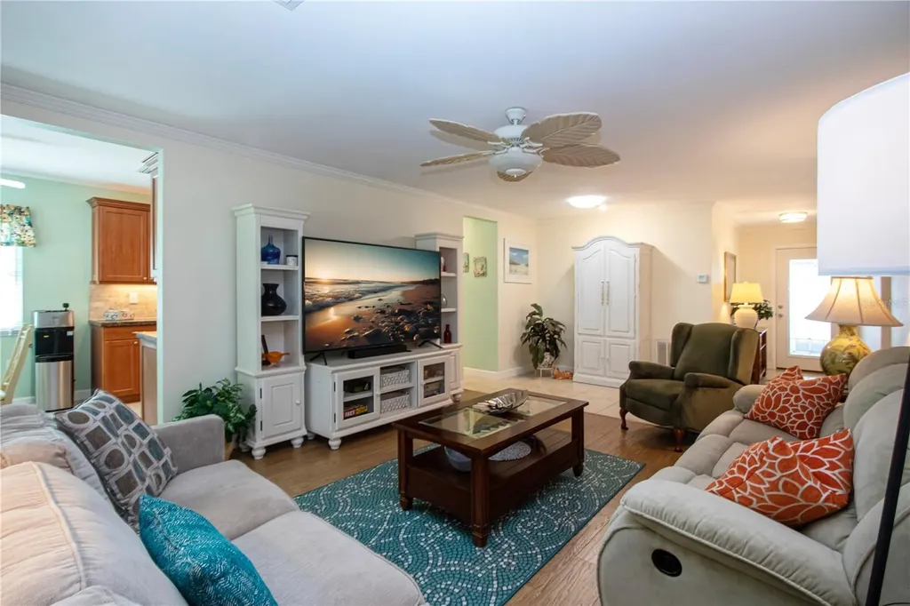 4405 Lakewood Avenue Bradenton FL 34208