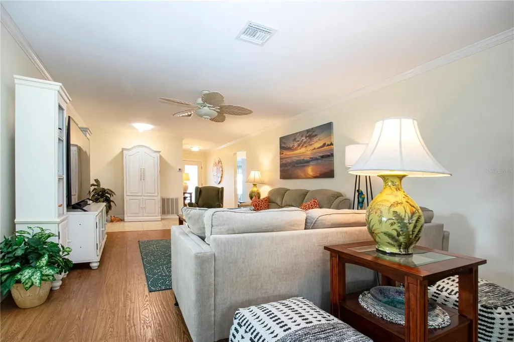4405 Lakewood Avenue Bradenton FL 34208