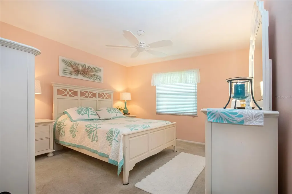 4405 Lakewood Avenue Bradenton FL 34208