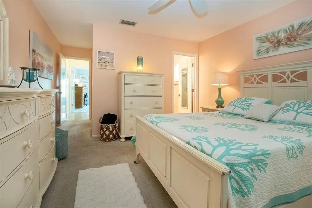 4405 Lakewood Avenue Bradenton FL 34208