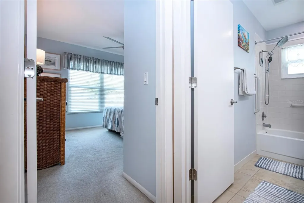 4405 Lakewood Avenue Bradenton FL 34208