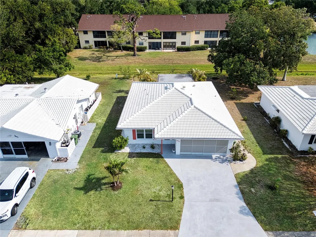 4405 Lakewood Avenue Bradenton FL 34208