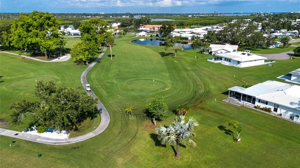 4405 Lakewood Avenue Bradenton FL 34208