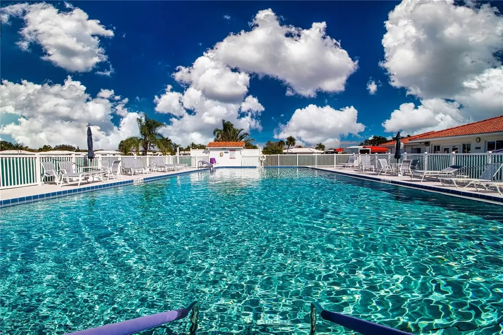 4405 Lakewood Avenue Bradenton FL 34208