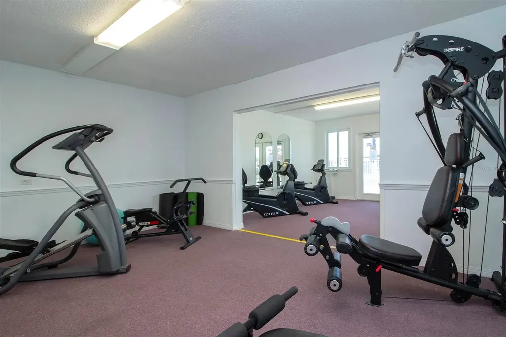 4405 Lakewood Avenue Bradenton FL 34208