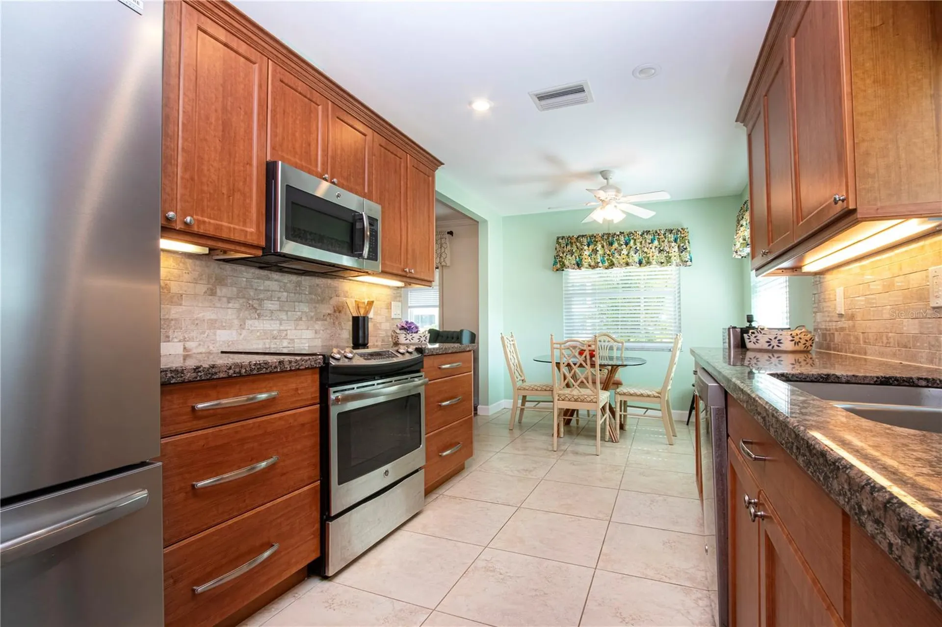 4405 Lakewood Avenue Bradenton FL 34208