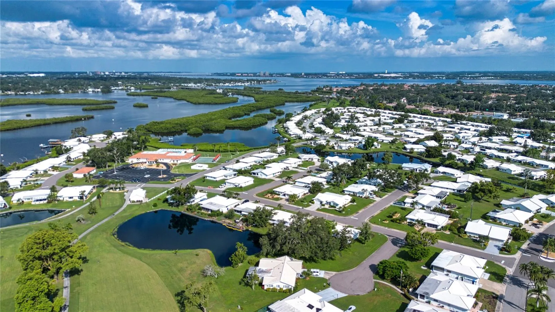 4405 Lakewood Avenue Bradenton FL 34208