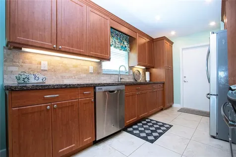 4405 Lakewood Avenue Bradenton FL 34208