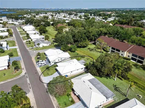 4405 Lakewood Avenue Bradenton FL 34208