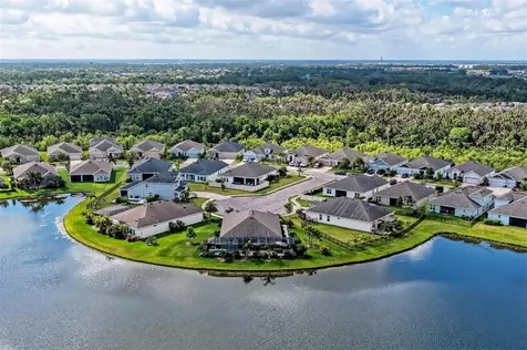 5811 Campina Place Palmetto FL 34221
