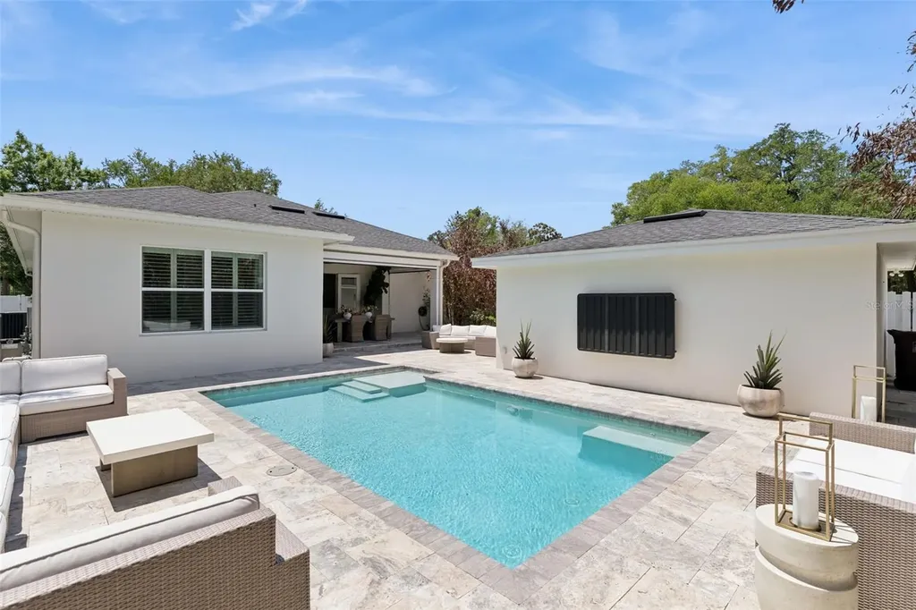1351 W Yale Street Orlando FL 32804
