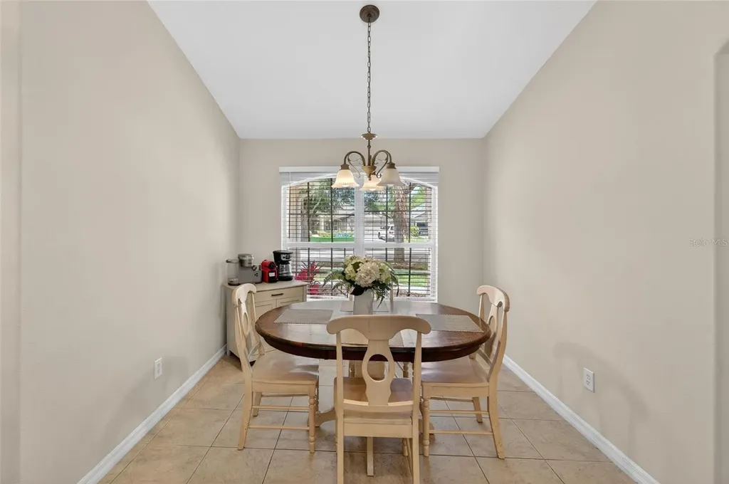 6006 Shearwater Lane Lithia FL 33547
