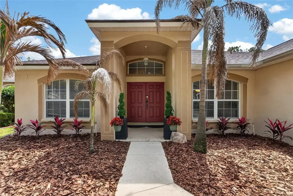 6006 Shearwater Lane Lithia FL 33547