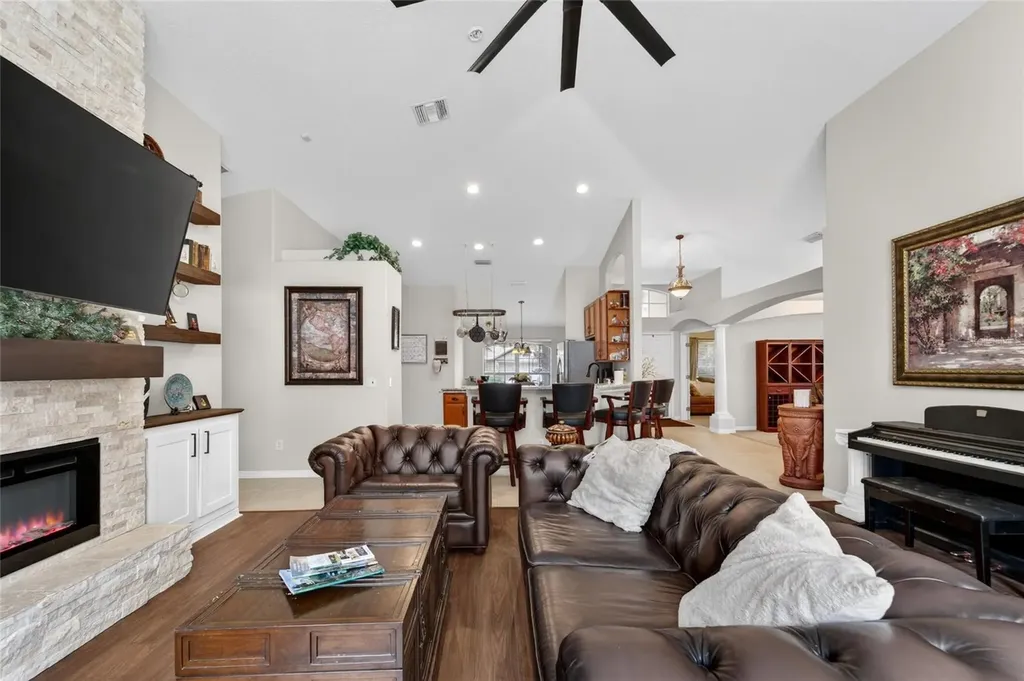 6006 Shearwater Lane Lithia FL 33547