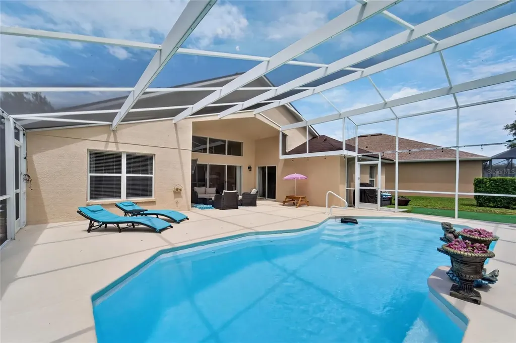 6006 Shearwater Lane Lithia FL 33547