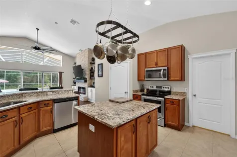 6006 Shearwater Lane Lithia FL 33547