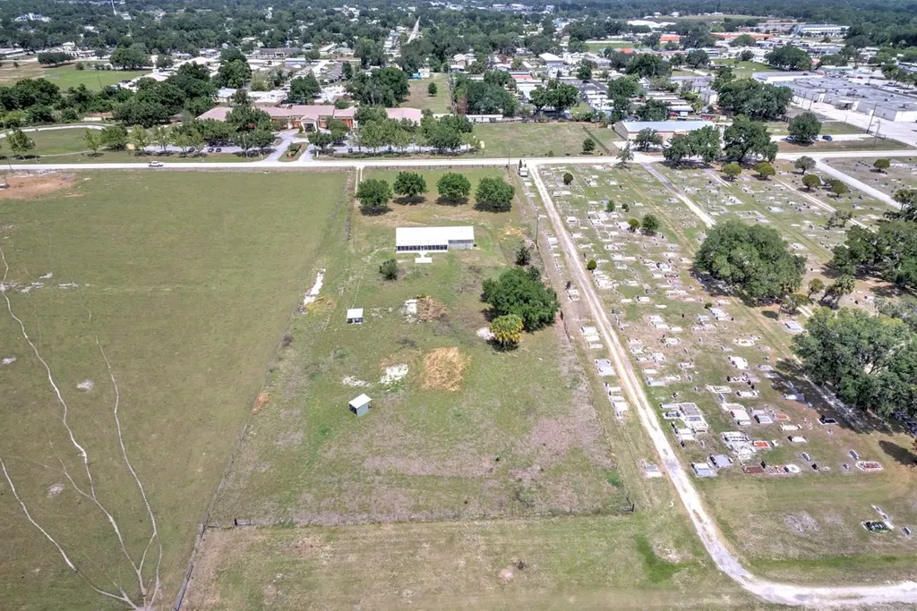325 Stenstrom Road Wauchula FL 33873