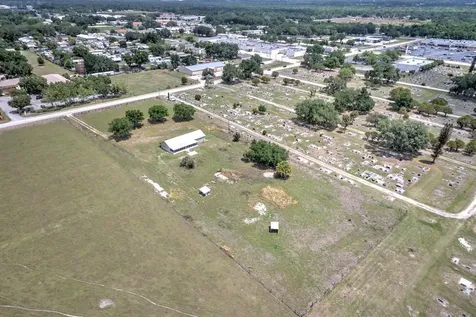 325 Stenstrom Road Wauchula FL 33873