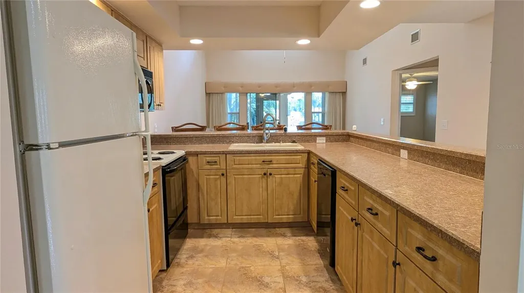 11040 W Cove Harbor Drive Crystal River FL 34428
