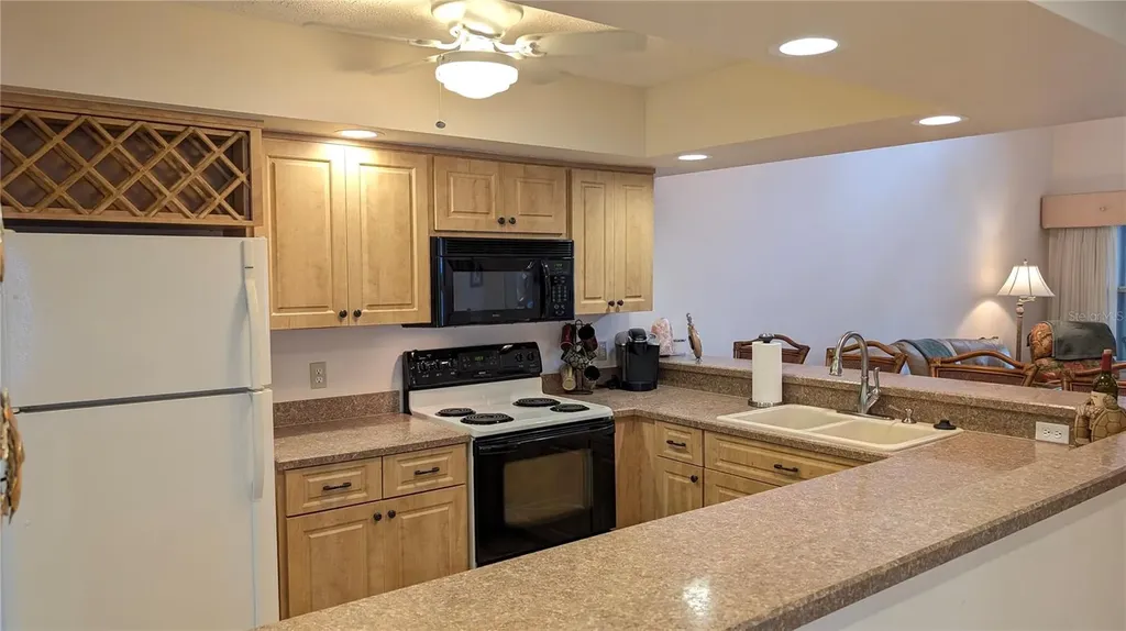 11040 W Cove Harbor Drive Crystal River FL 34428