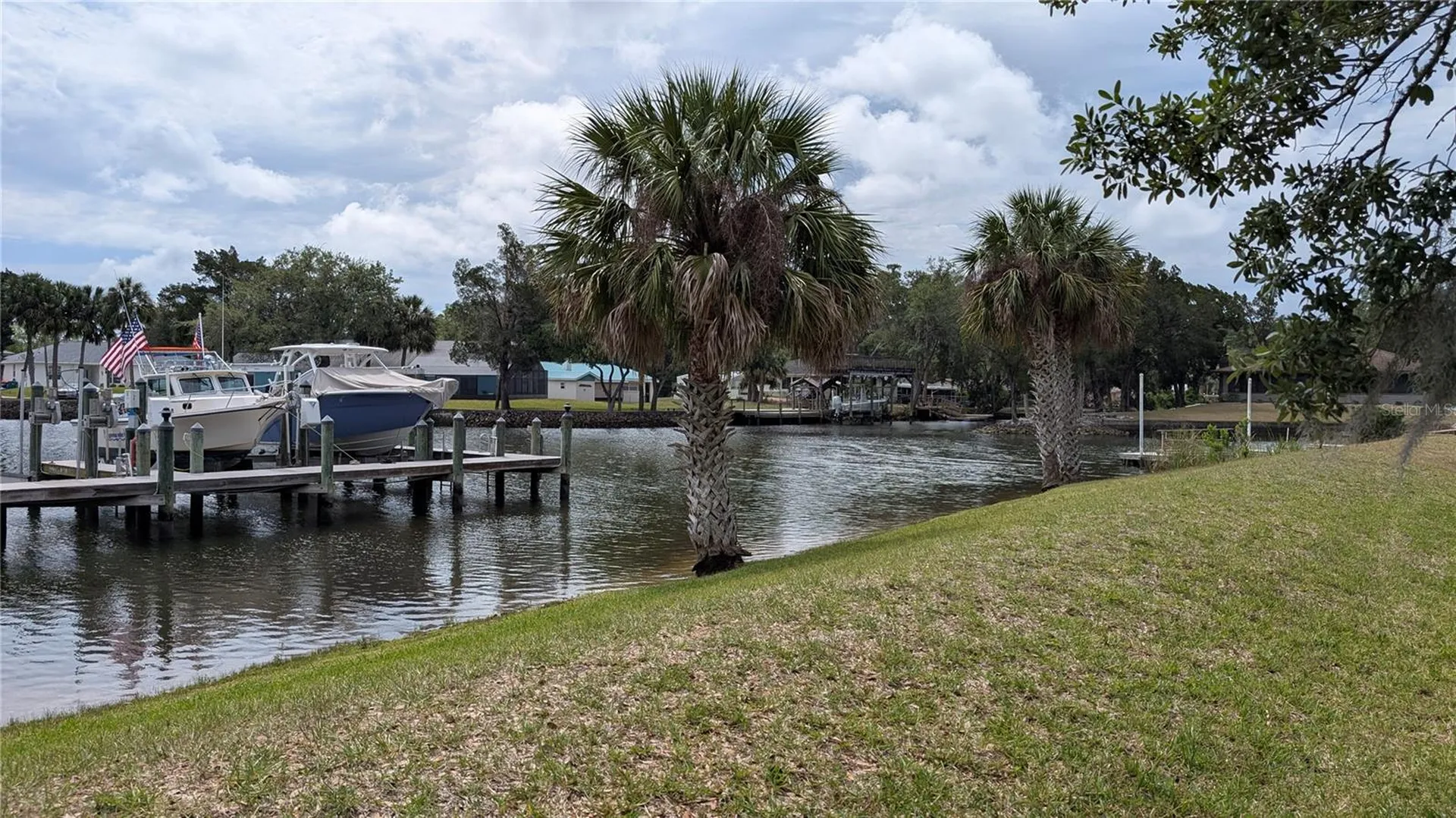11040 W Cove Harbor Drive Crystal River FL 34428