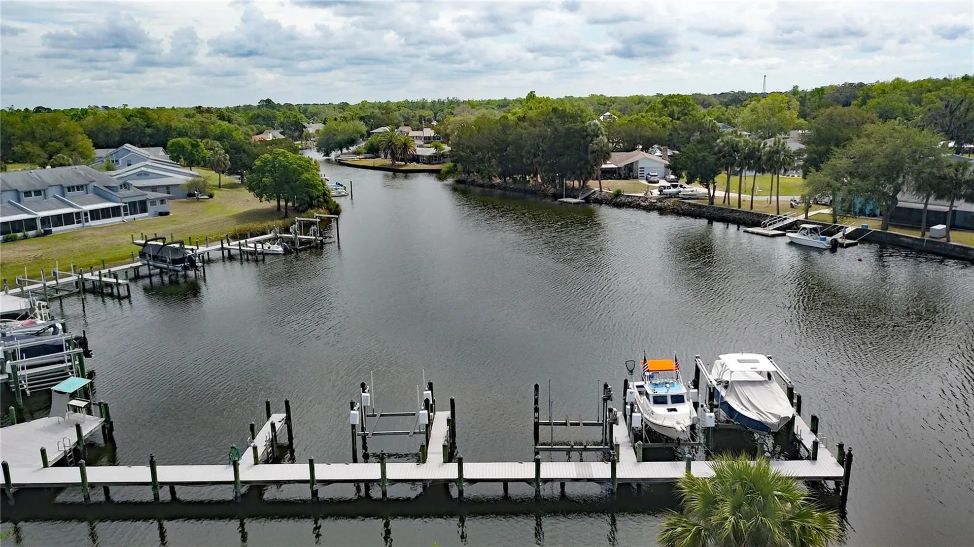 11040 W Cove Harbor Drive Crystal River FL 34428