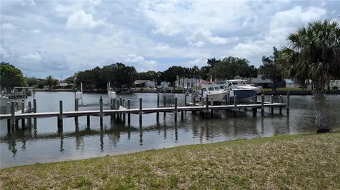 11040 W Cove Harbor Drive Crystal River FL 34428
