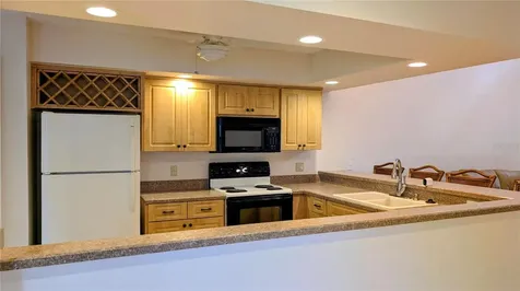 11040 W Cove Harbor Drive Crystal River FL 34428