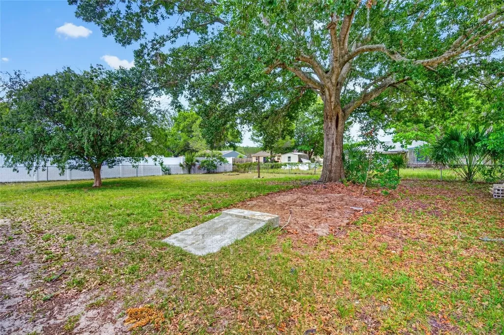 329 Oak Track Drive Ocala FL 34472