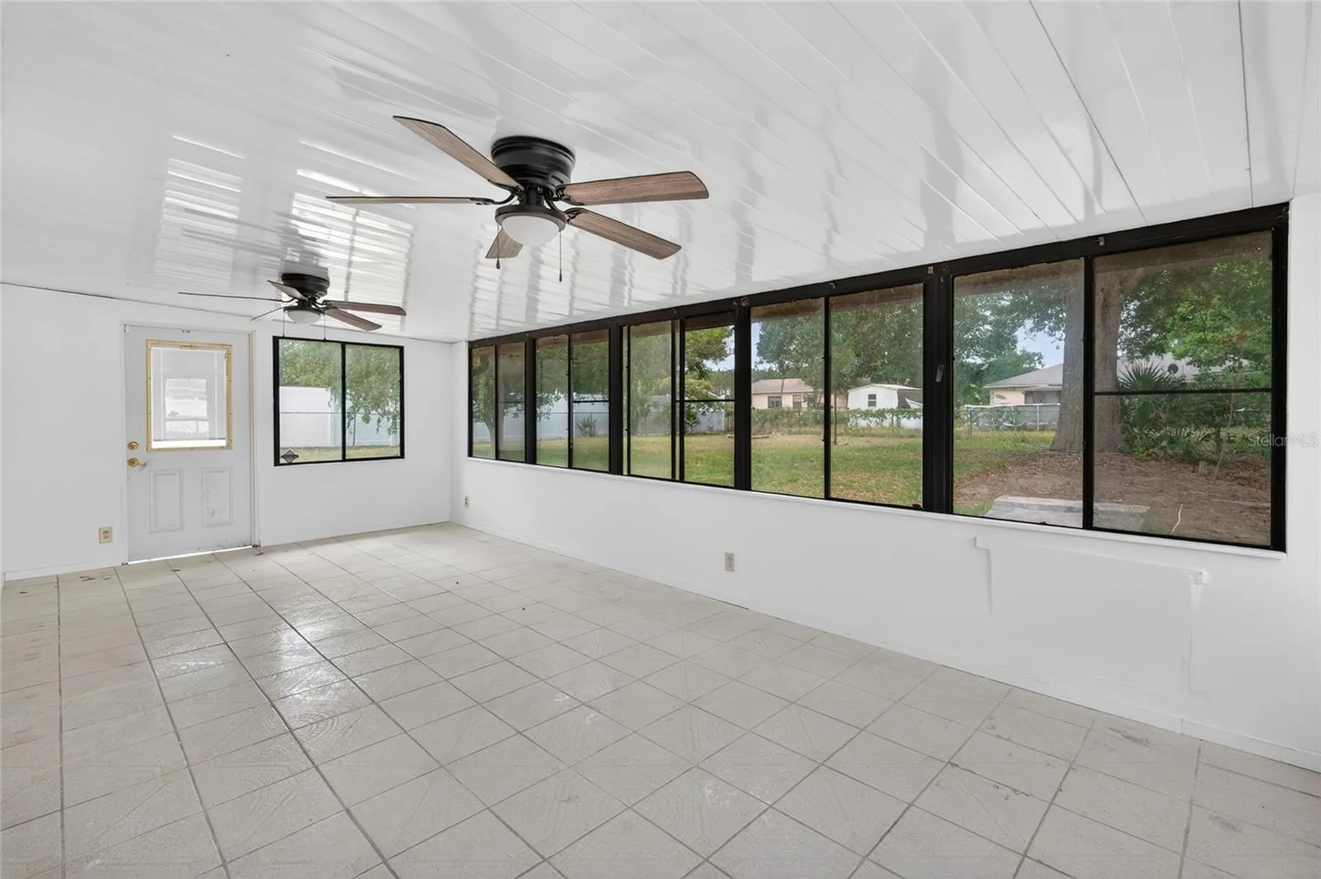 329 Oak Track Drive Ocala FL 34472
