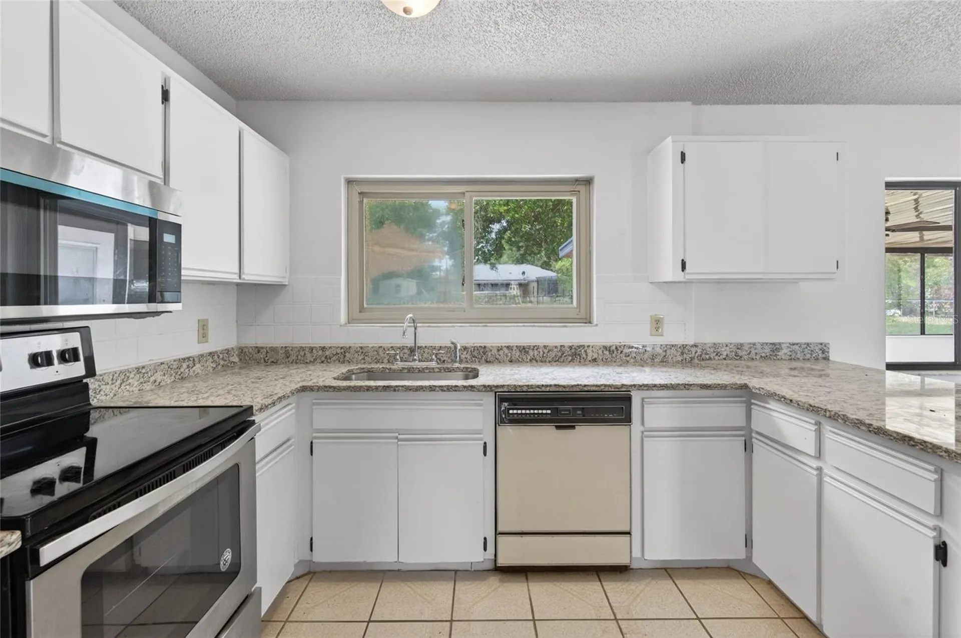 329 Oak Track Drive Ocala FL 34472