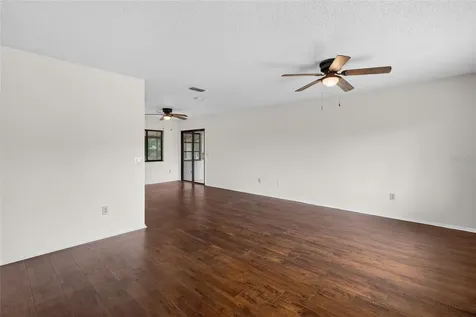329 Oak Track Drive Ocala FL 34472