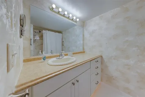 946 Virginia Street Dunedin FL 34698