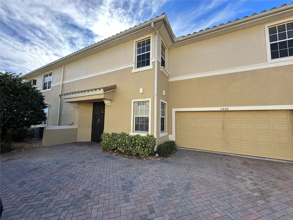 1326 Emerald Dunes Drive Sun City Center FL 33573