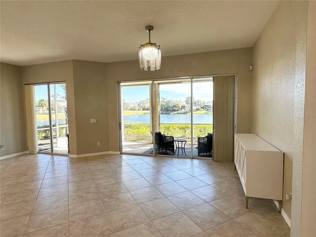 1326 Emerald Dunes Drive Sun City Center FL 33573